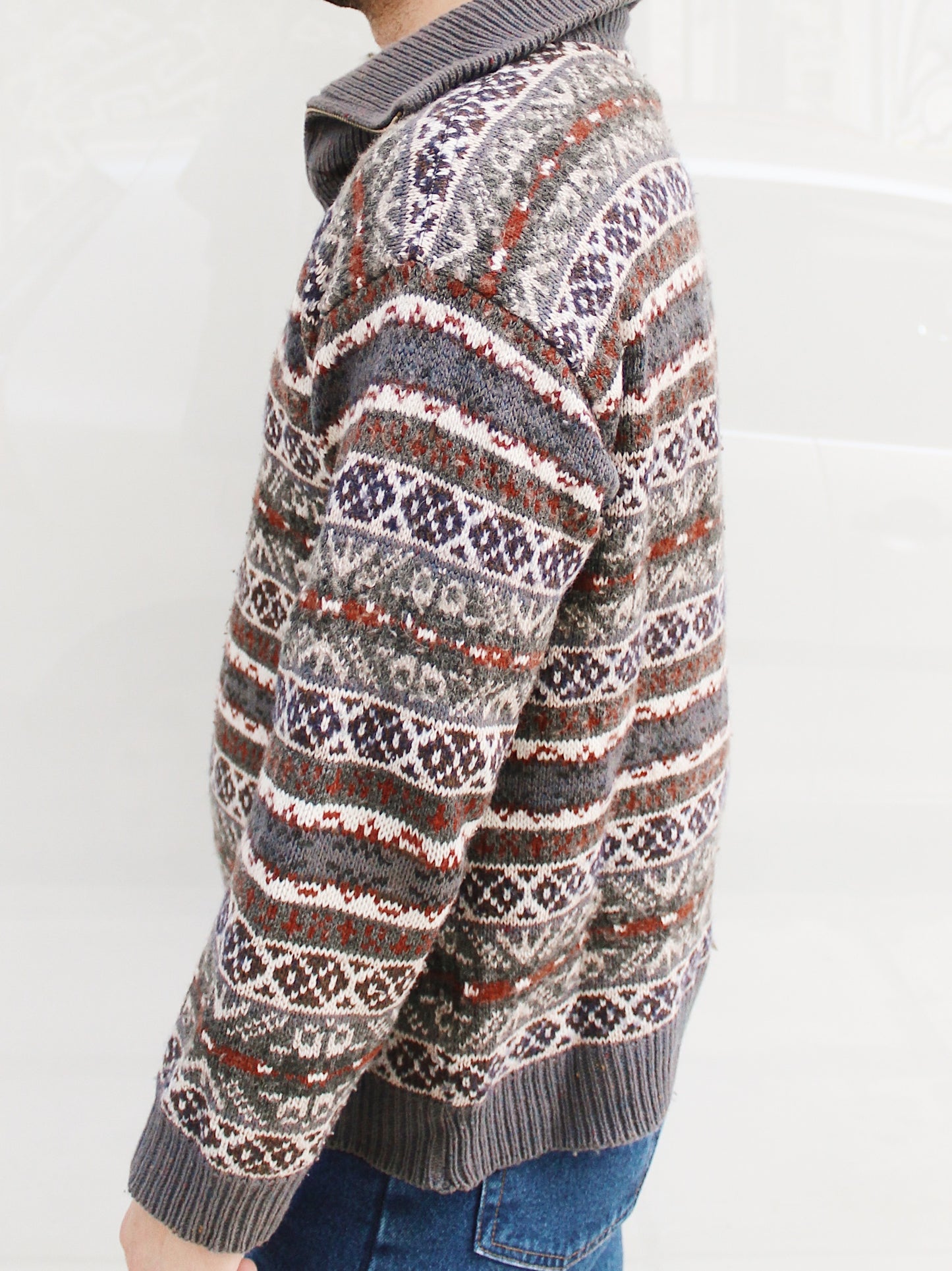 GRAPHIC HALF ZIP SWEATER