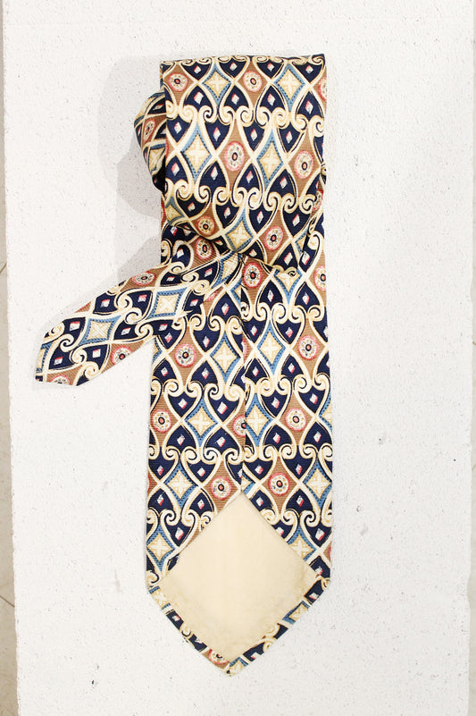 GEOMETRIC SILK TIE