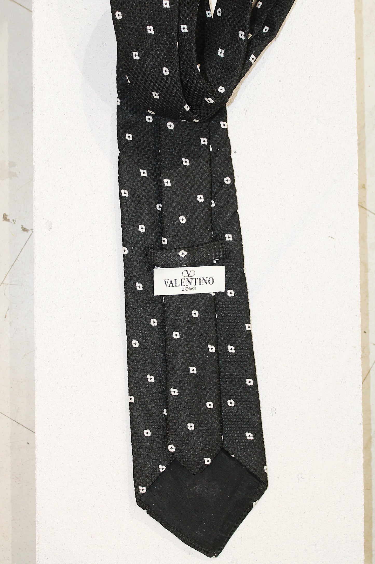 VALENTINO NECK TIE
