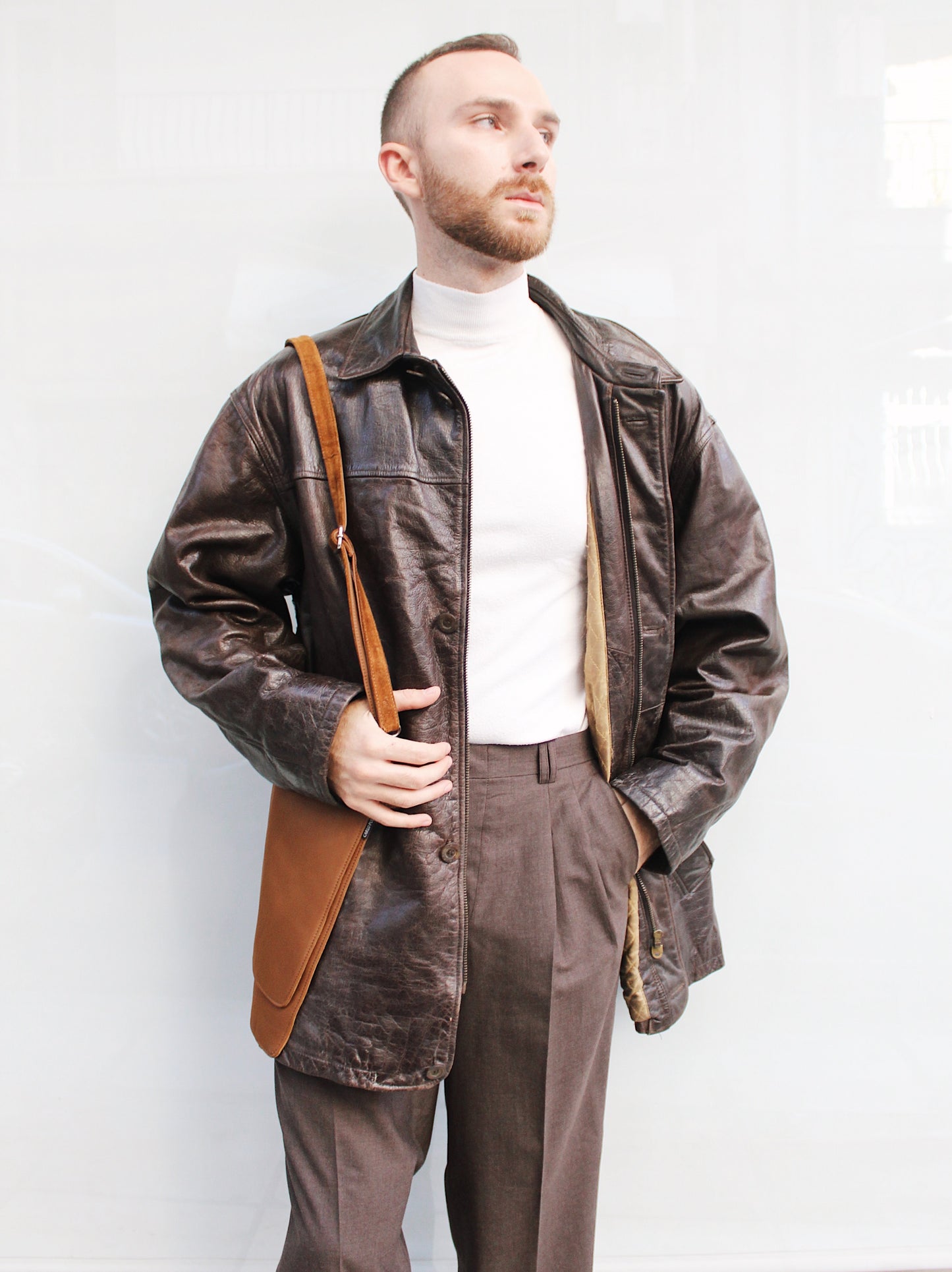 COLLARED LEATHER JACKET