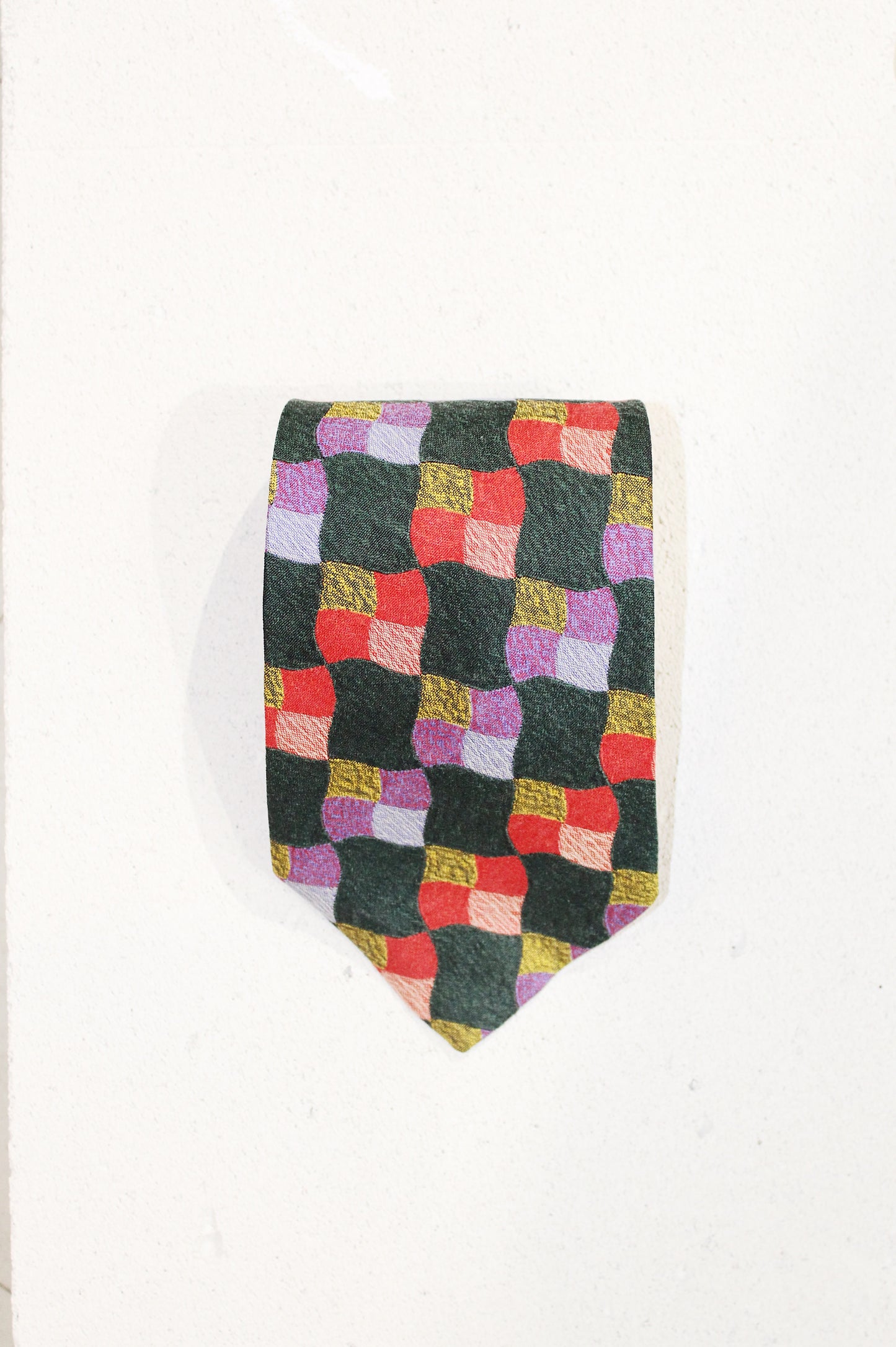 GEOMETRIC SILK TIE