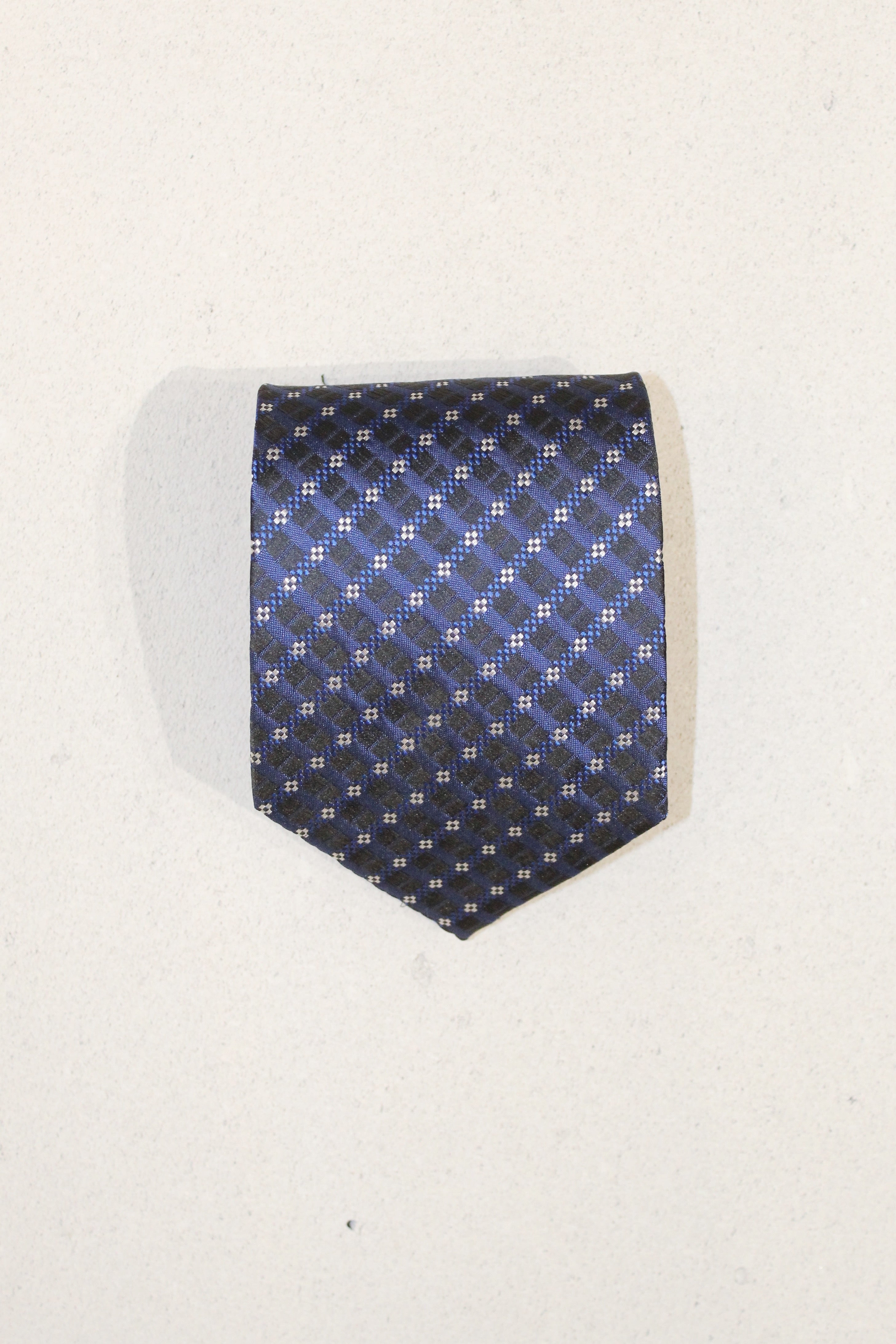 GEOMETRIC SILK TIE