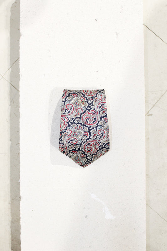 GEOMETRIC SILK TIE