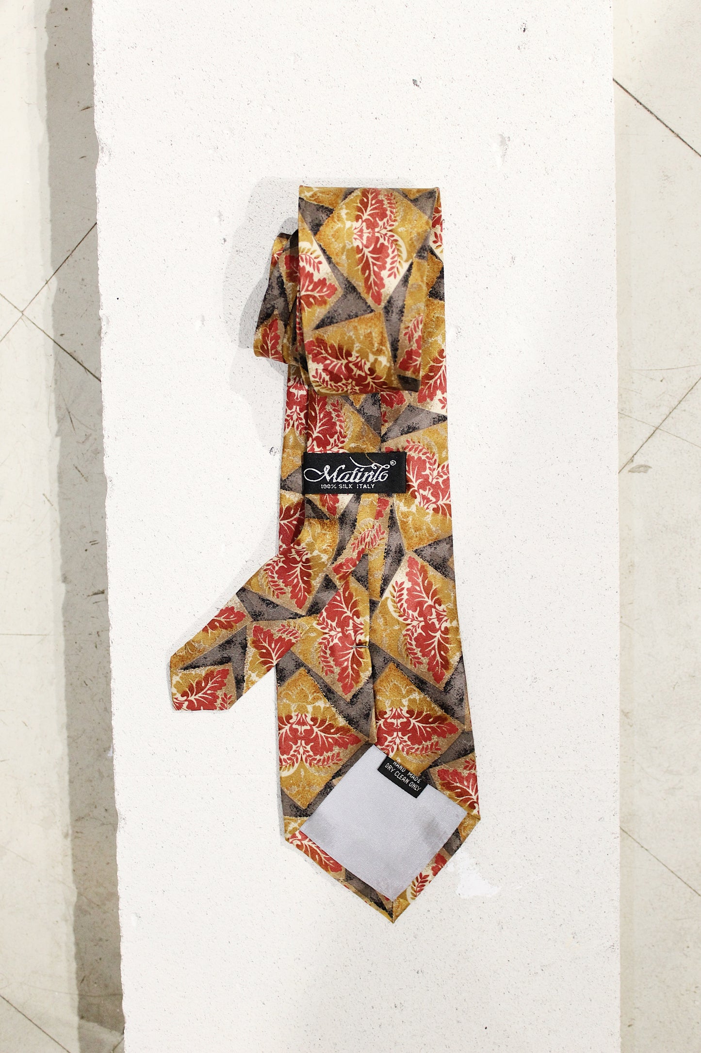FLORAL SILK TIE