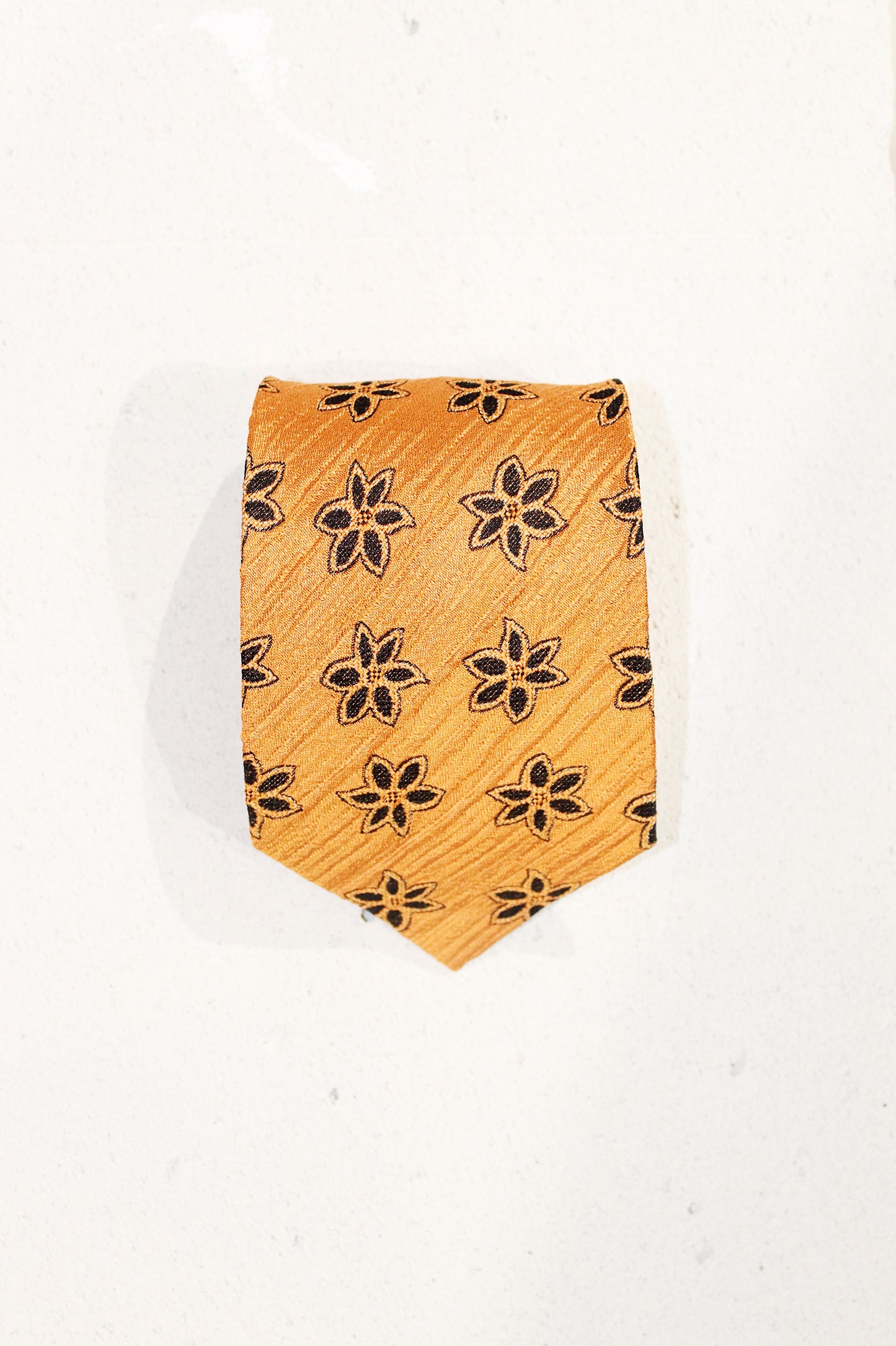 GEOMETRIC SILK TIE