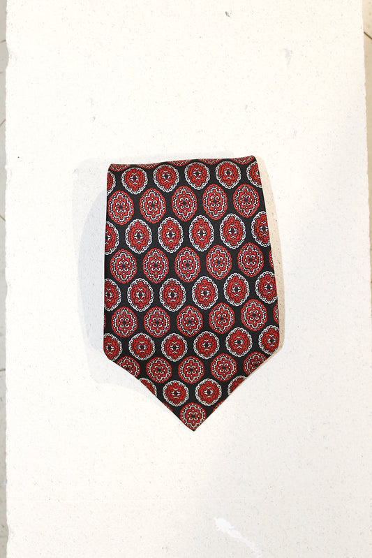 GEOMETRIC SILK TIE