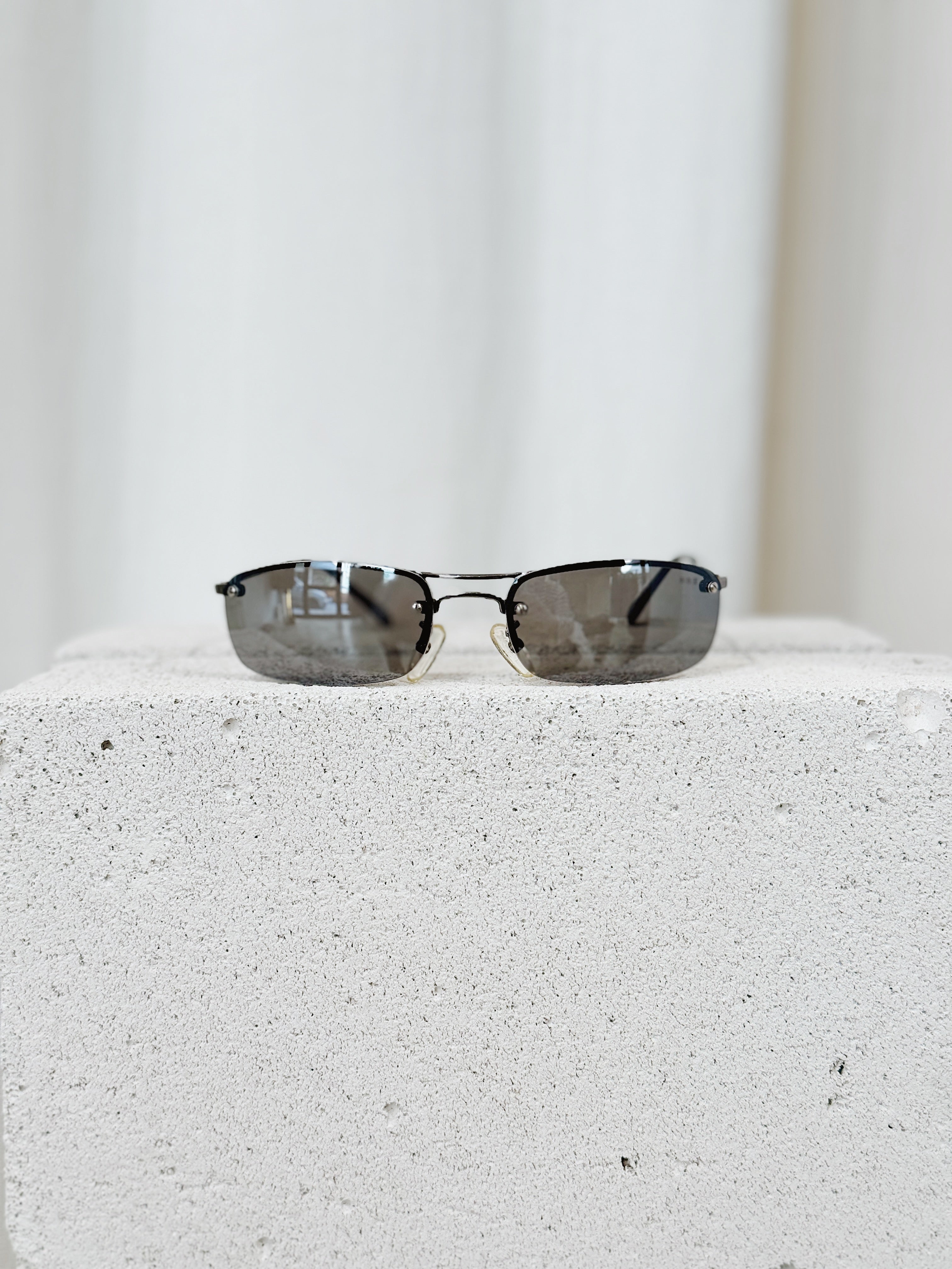 Oval Retro Sunglasses