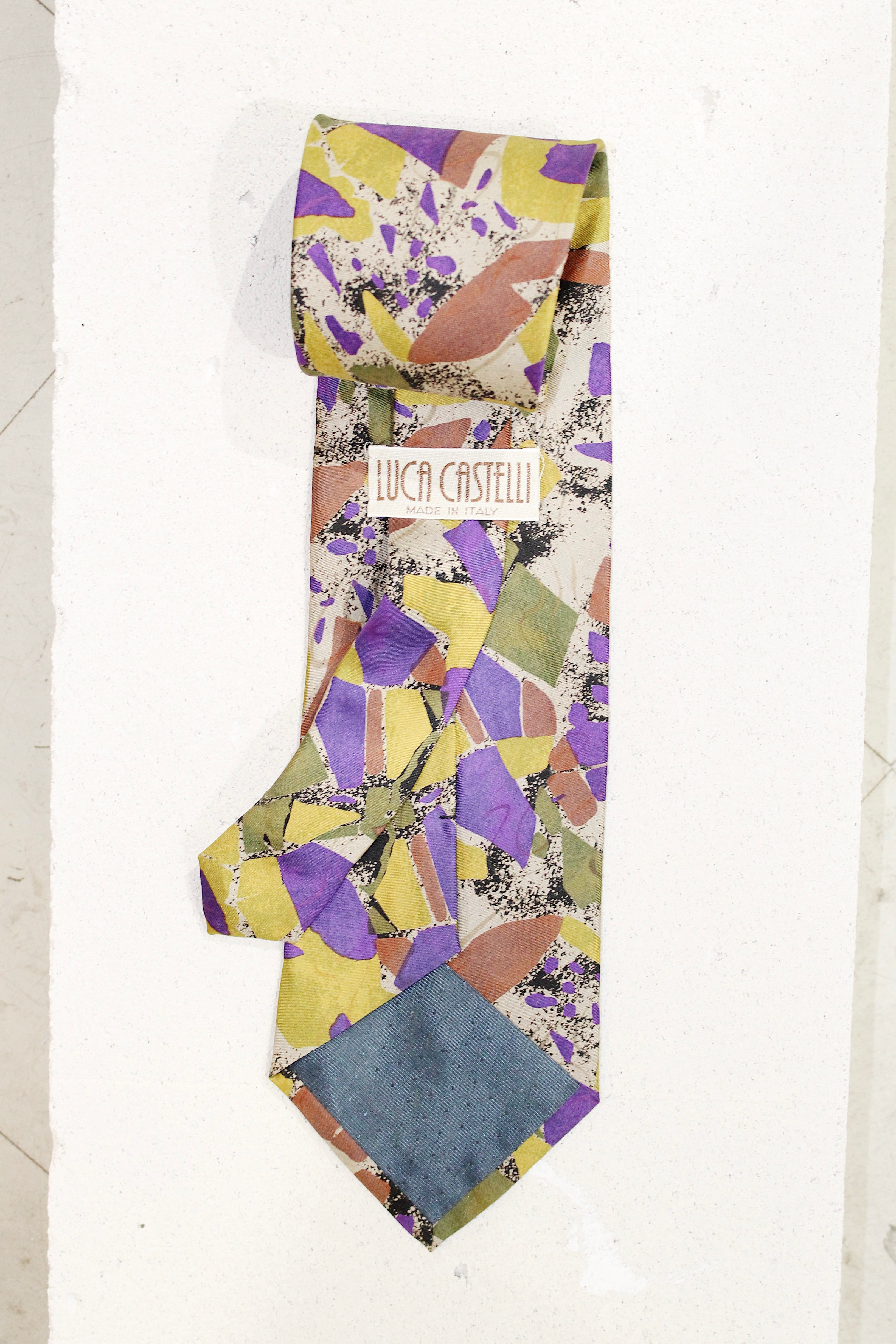 GEOMETRIC SILK TIE