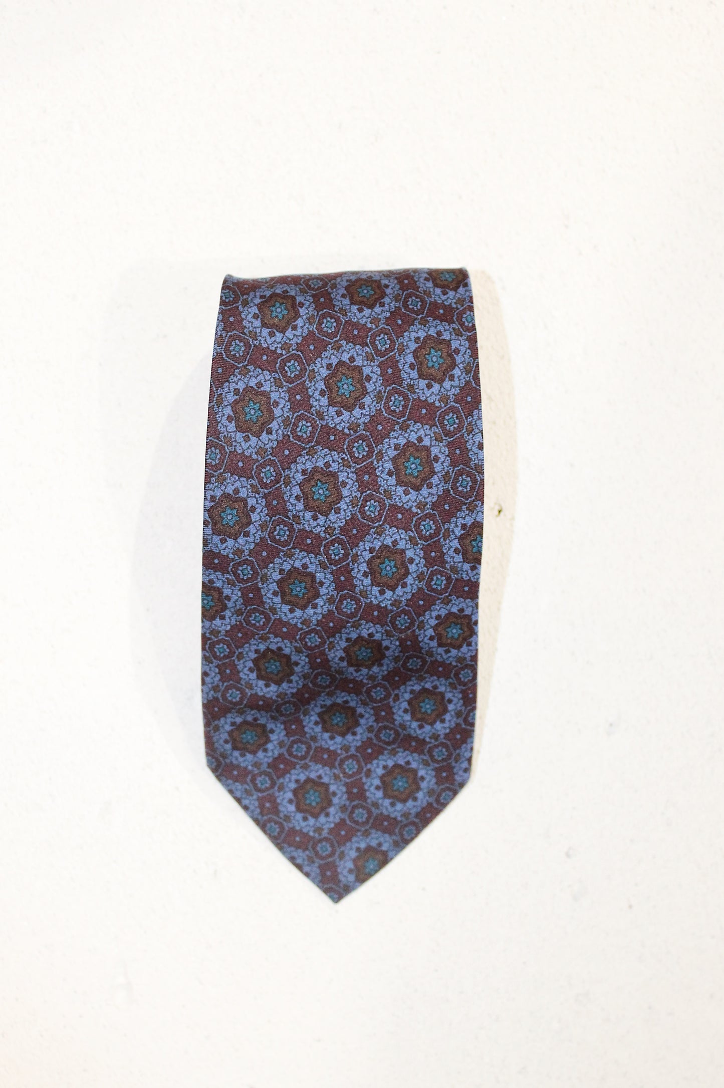 GEOMETRIC SILK TIE
