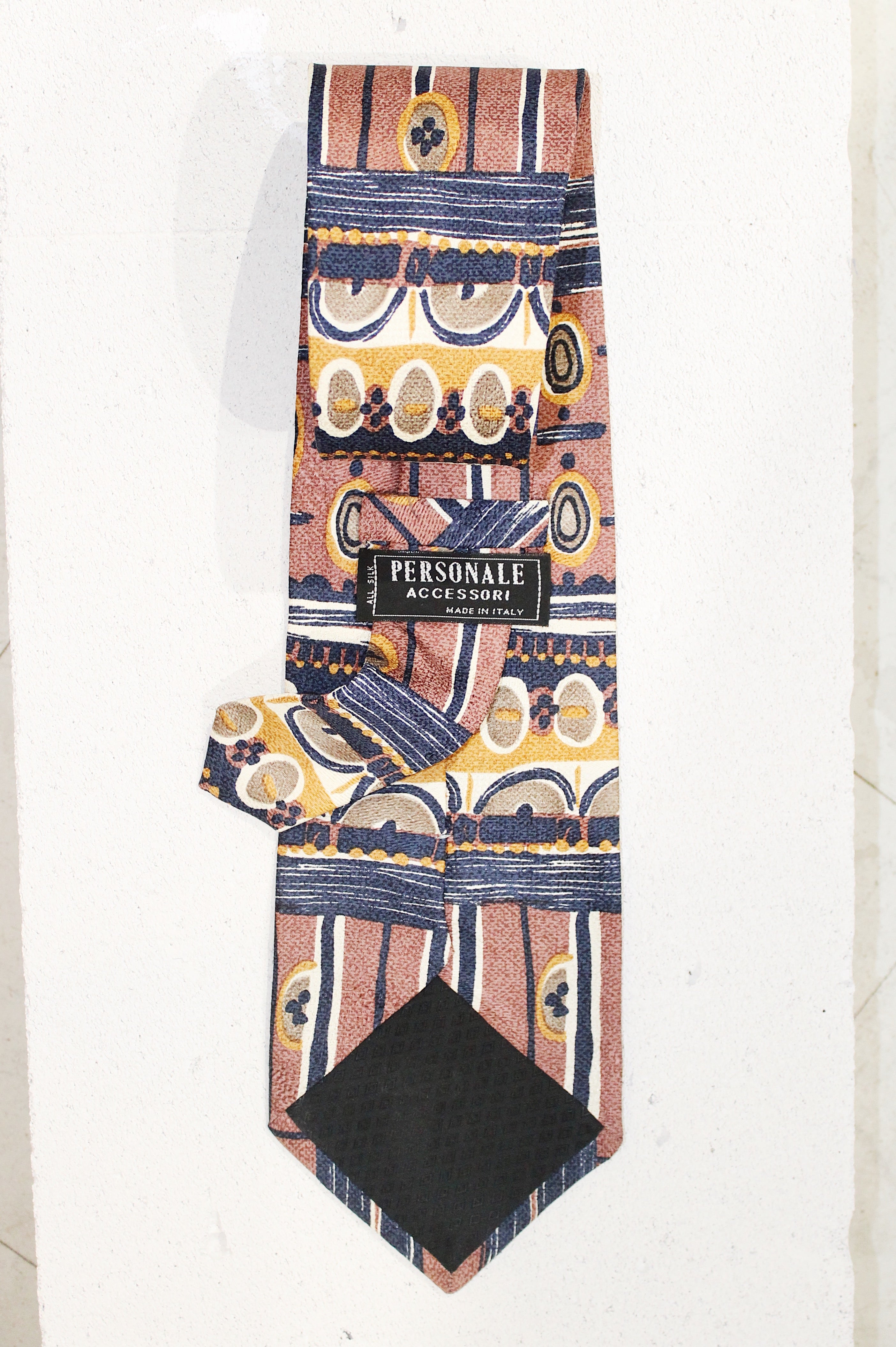 GEOMETRIC SILK TIE
