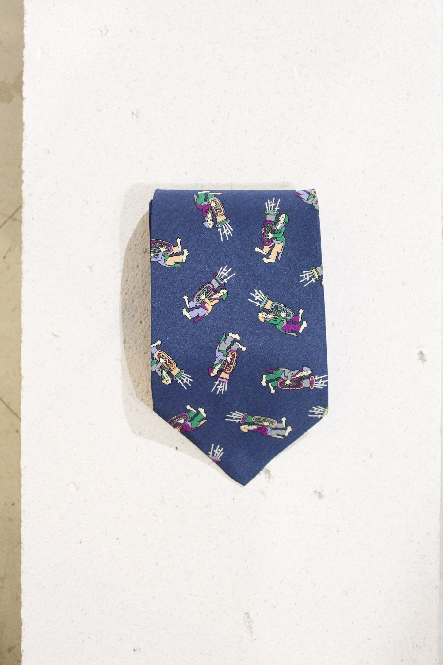 FIGURE SILK TIE