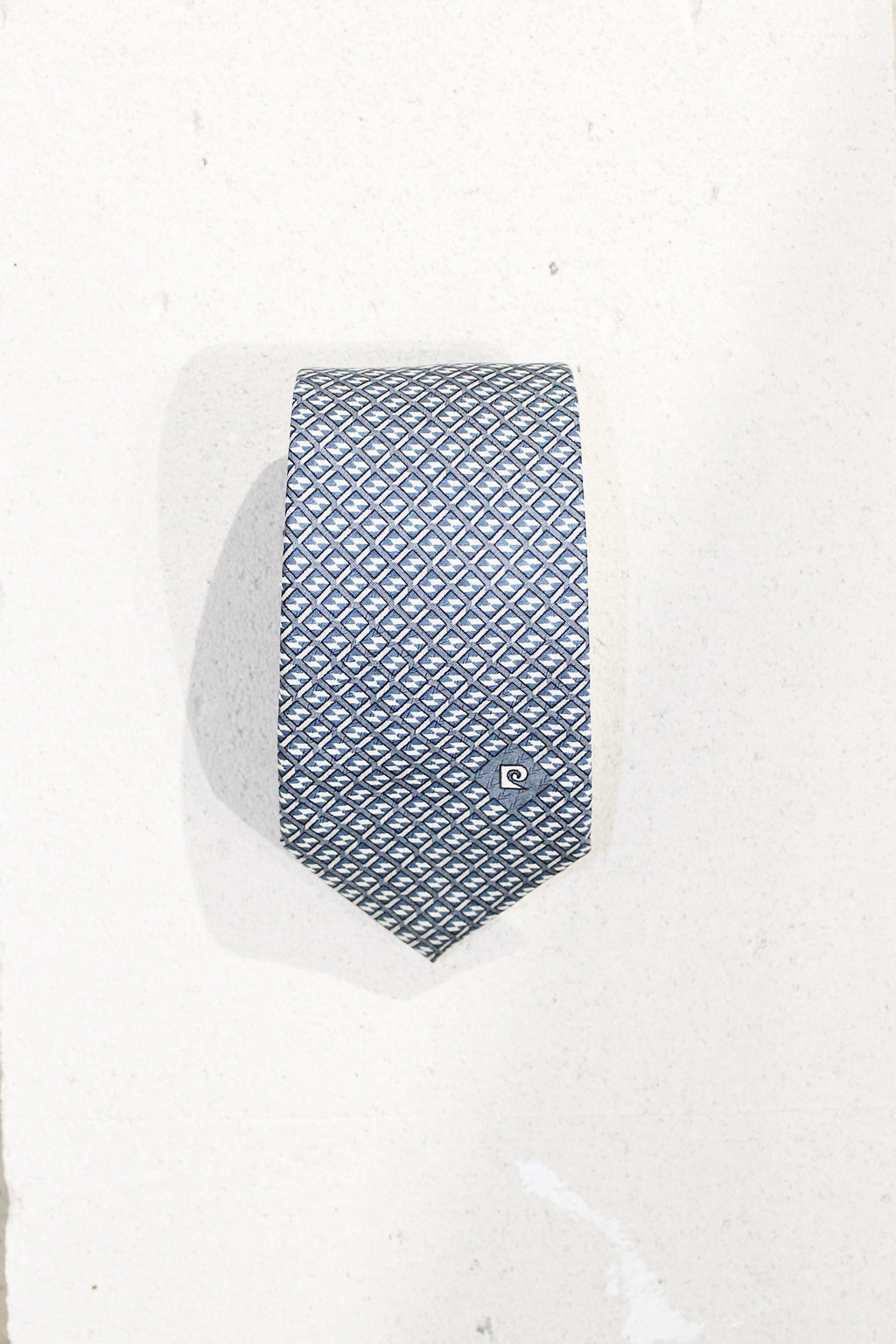 PIERRE CARDIN SILK TIE