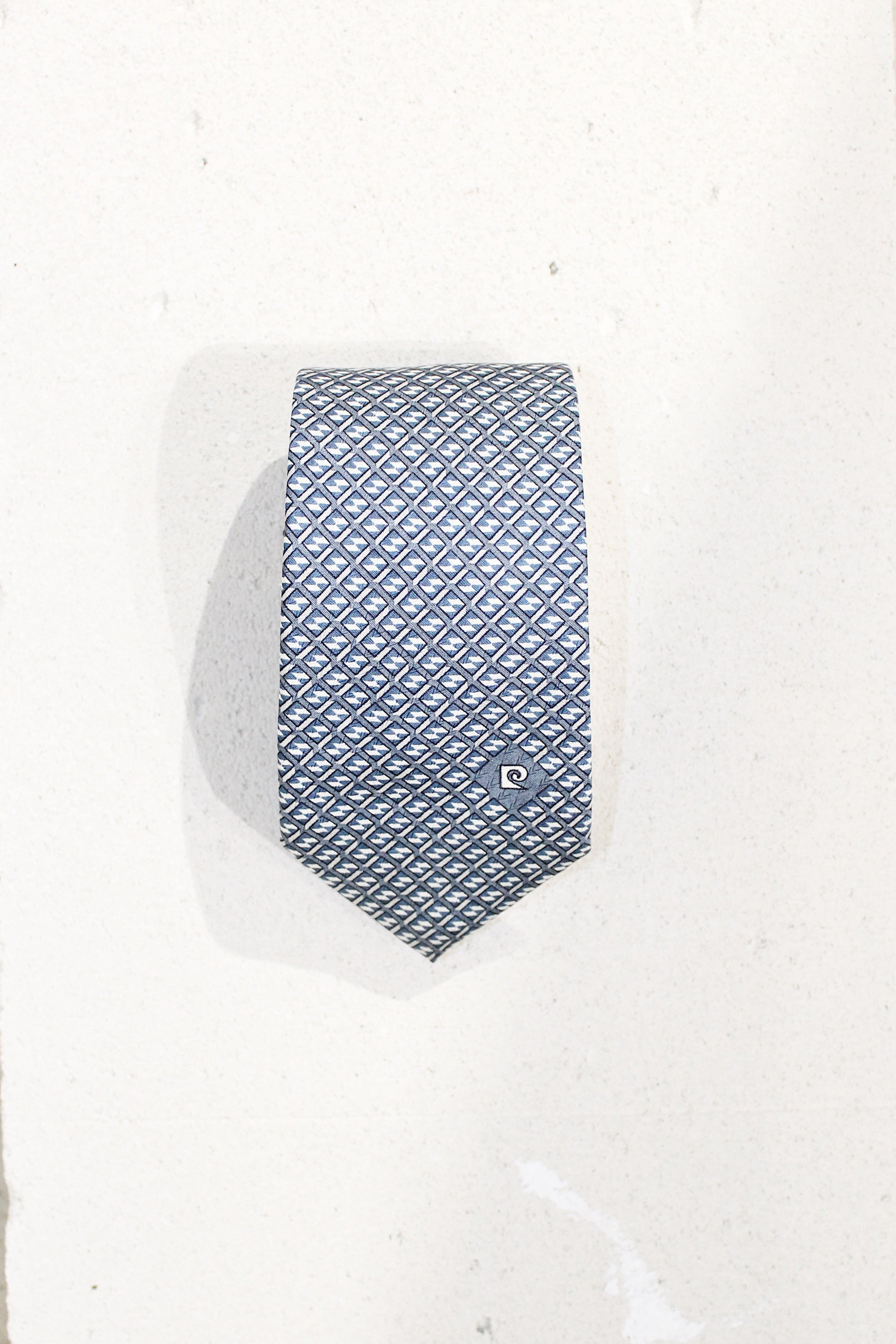 PIERRE CARDIN SILK TIE