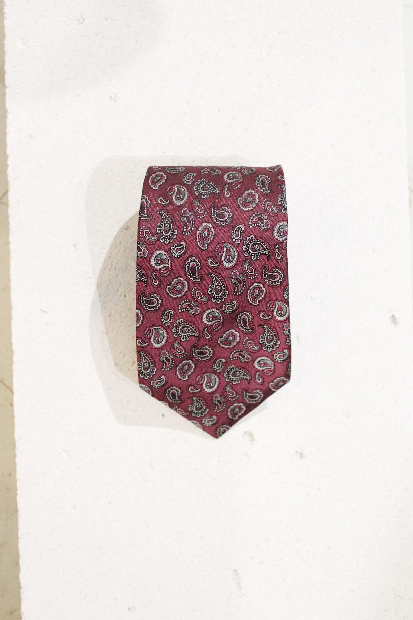 GEOMETRIC SILK TIE