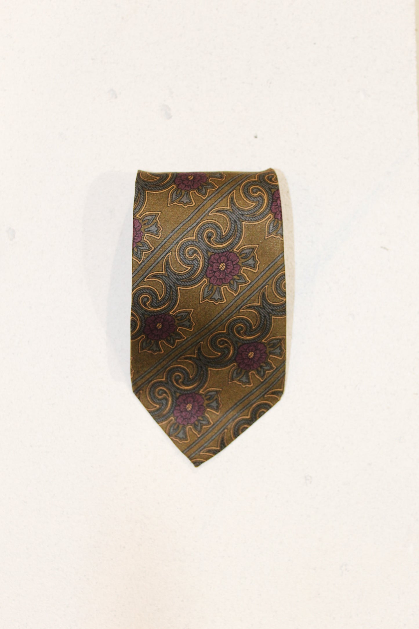 FLORAL SILK TIE