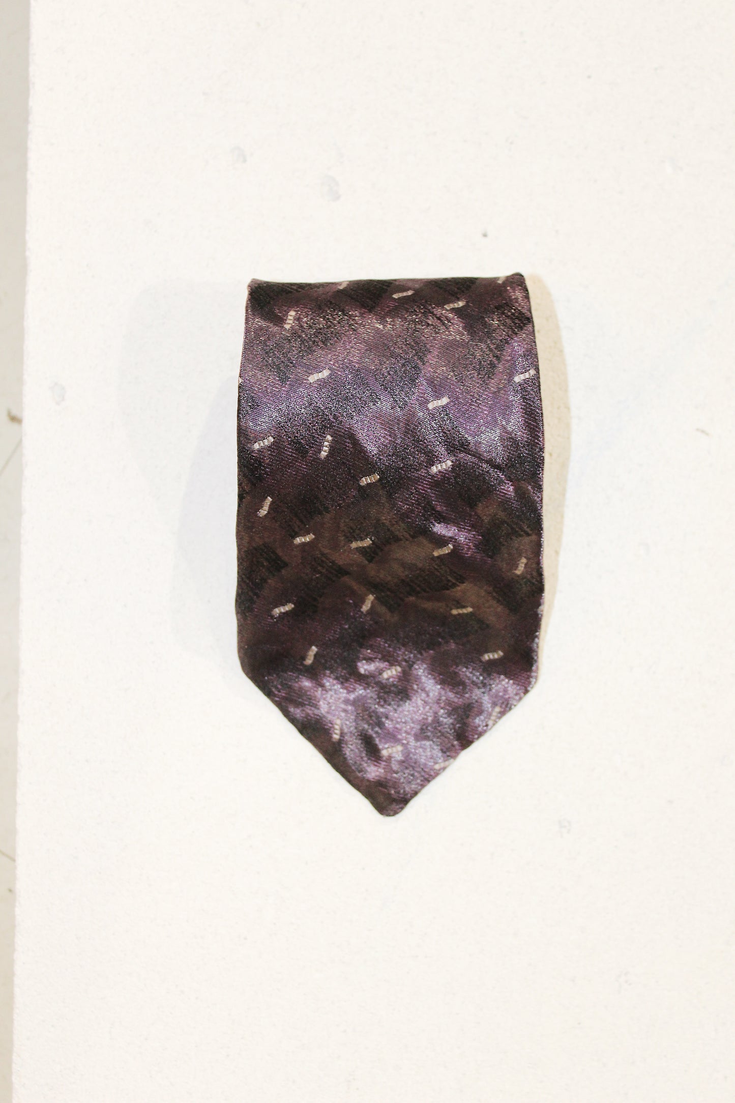 GEOMETRIC SILK TIE