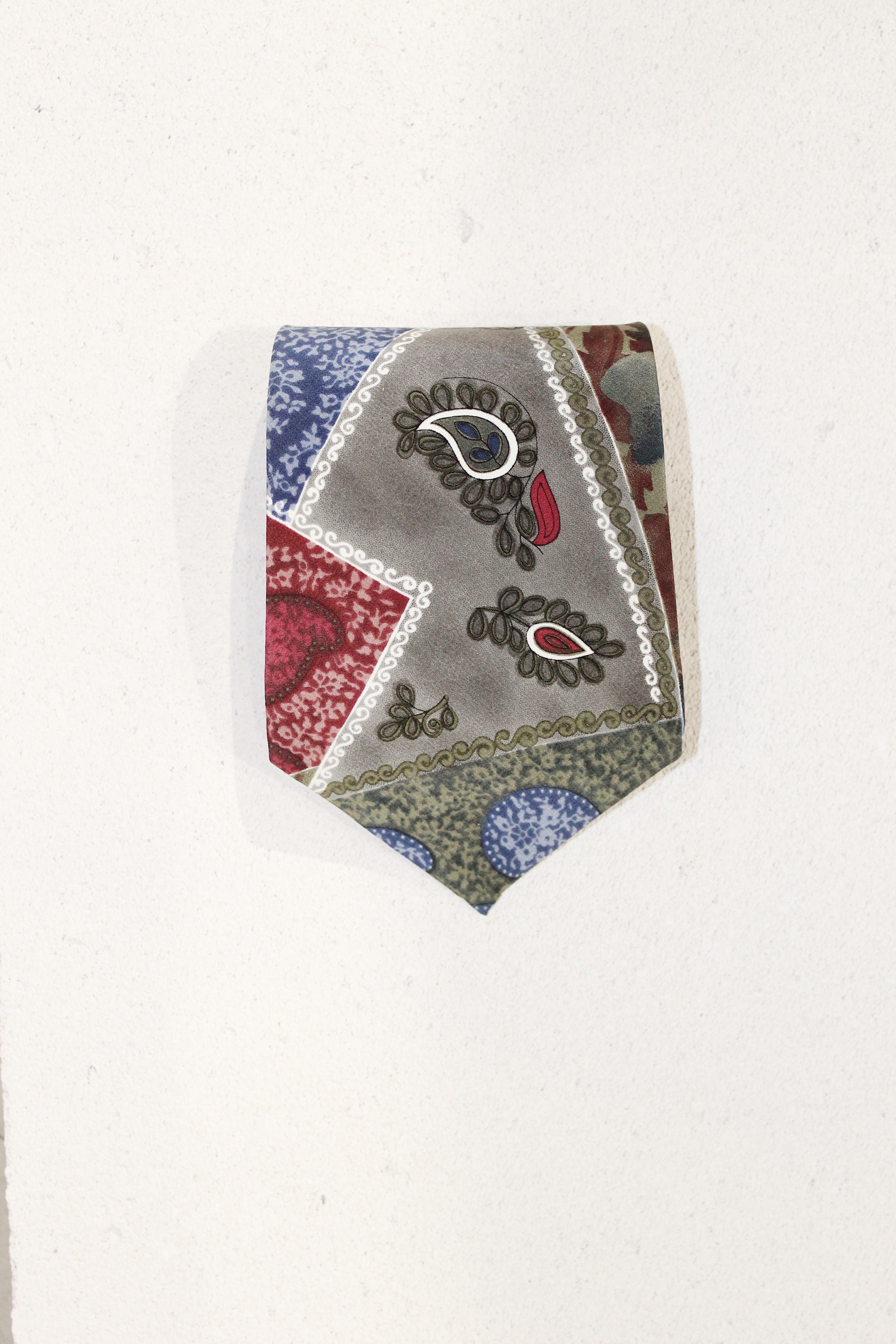 GEOMETRIC SILK TIΕ