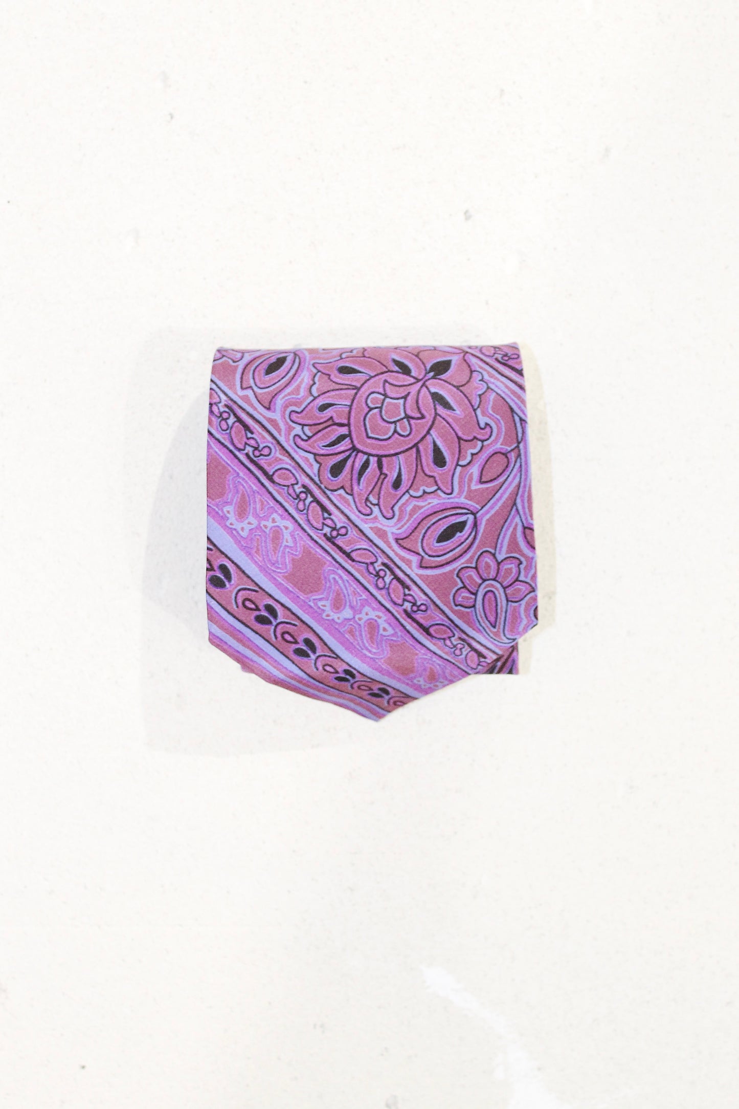 GEOMETRIC SILK TIE