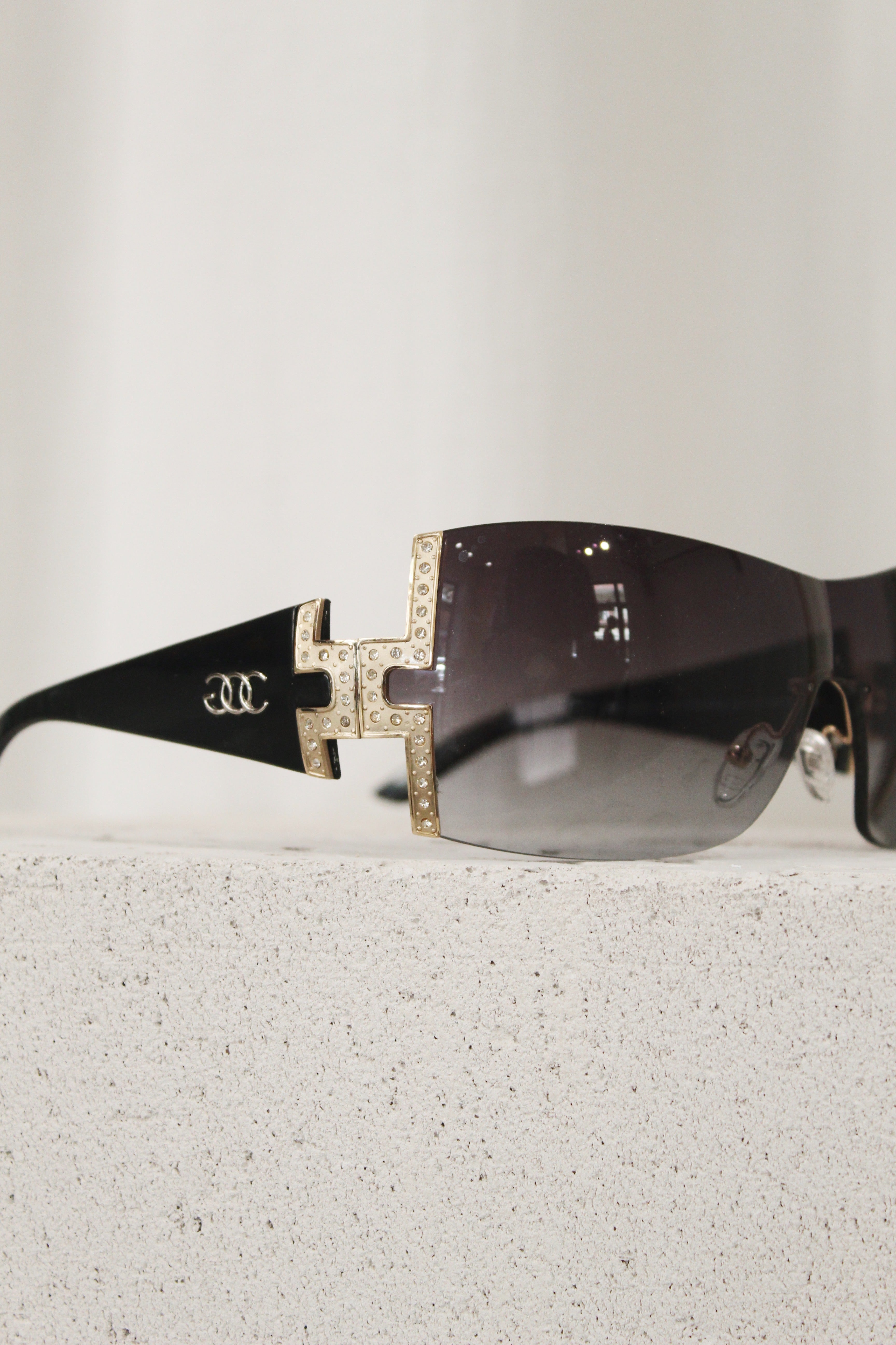 2000's Mask Frame Sunglasses