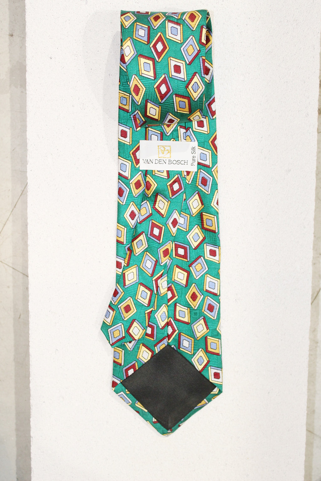 GEOMETRIC SILK TIE