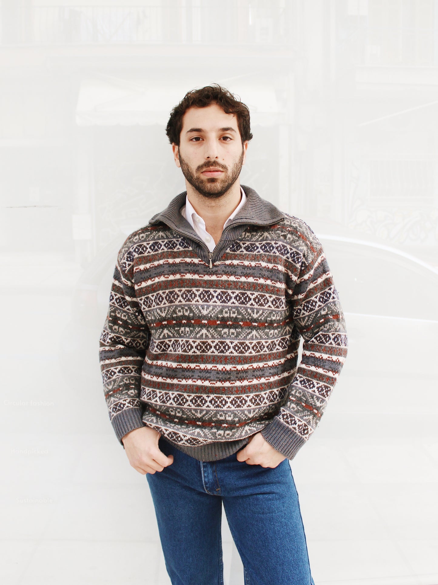 GRAPHIC HALF ZIP SWEATER