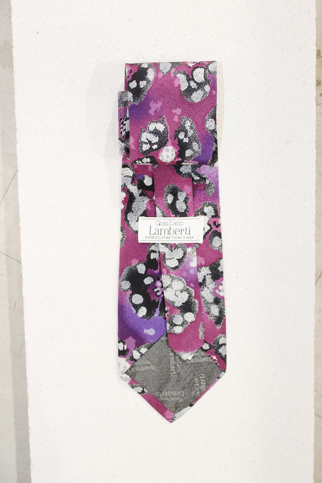 GEOMETRIC SILK TIE