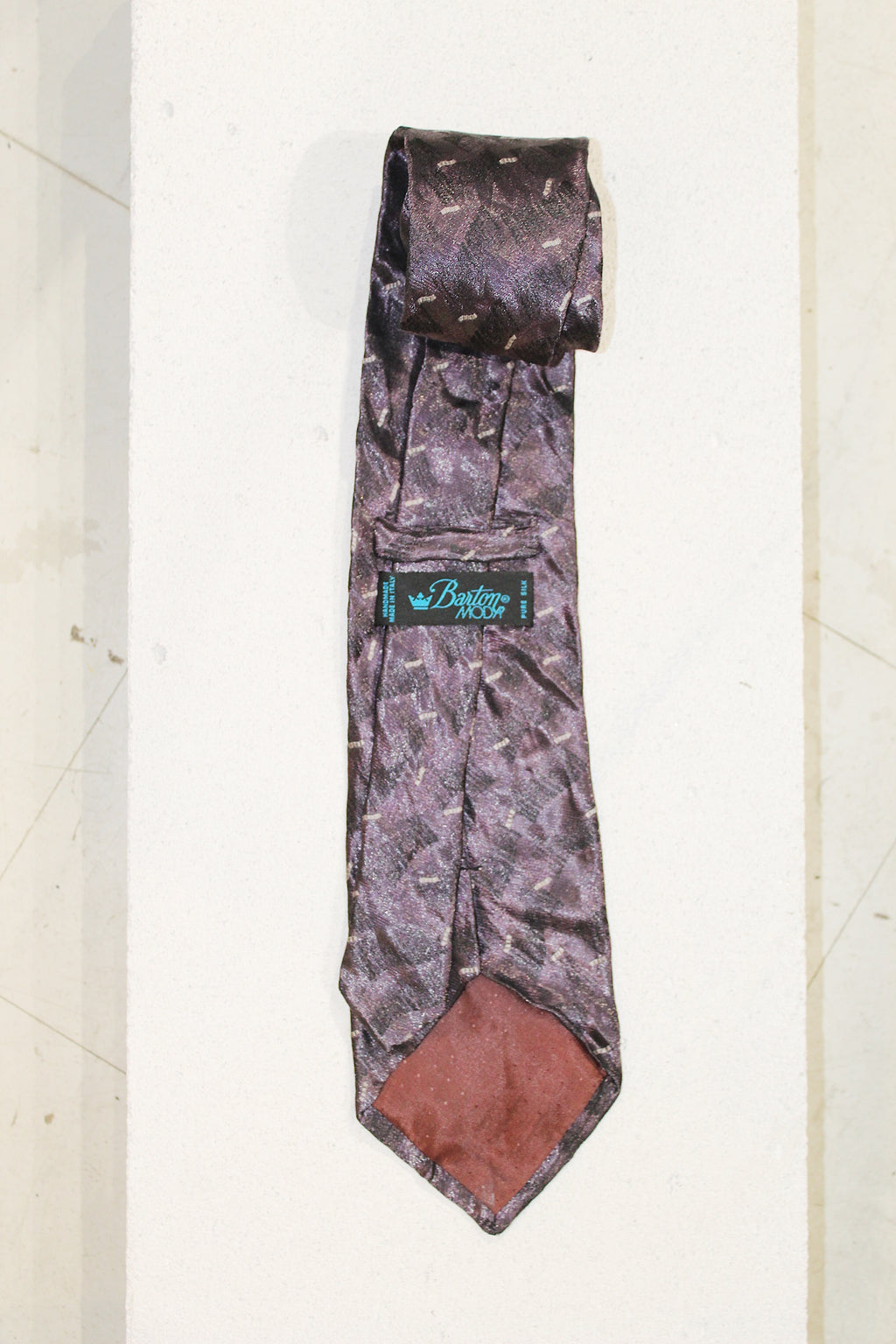 GEOMETRIC SILK TIE