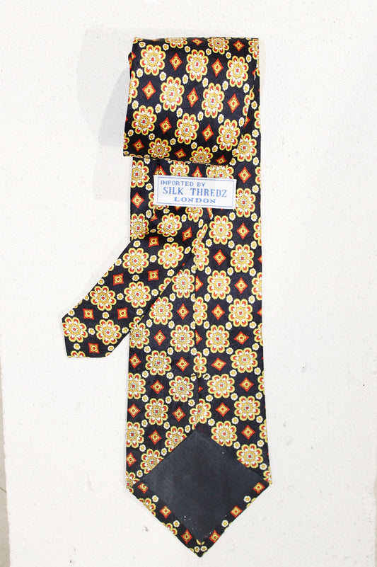 GEOMETRIC SILK TIE