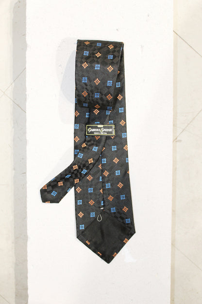 GEOMETRIC SILK TIE