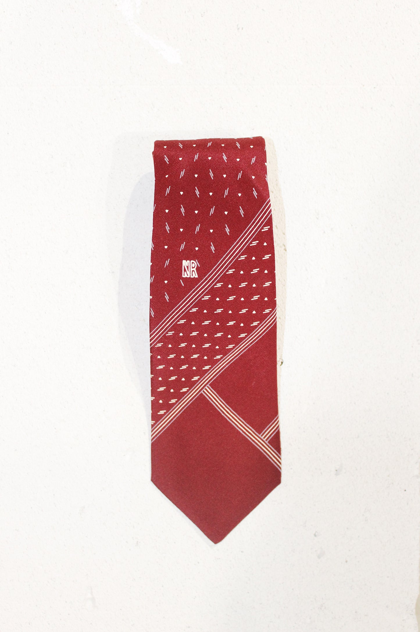 NINA RICCI SILK TIE