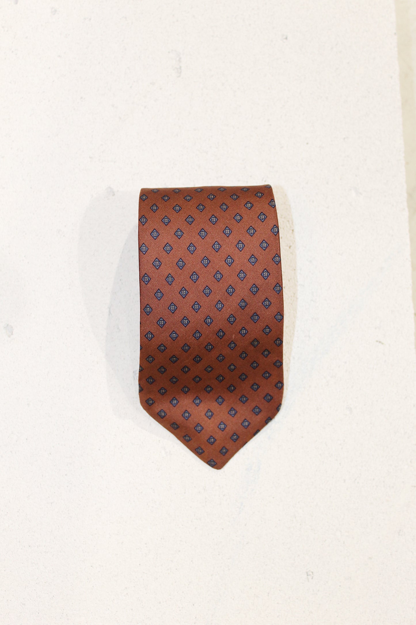 GEOMETRIC SILK TIE