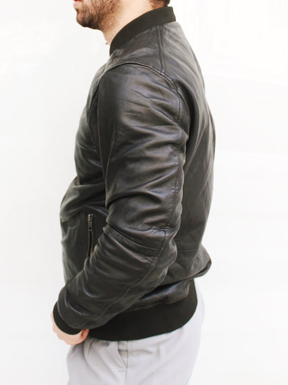 BOMBER BLACK JACKET