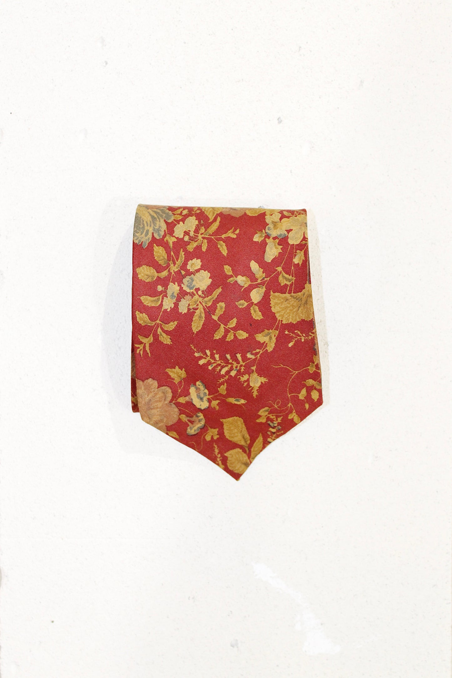 PIERRE CARDIN SILK TIE