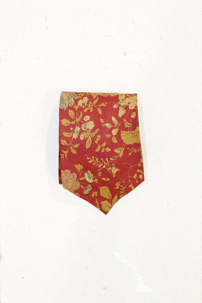 PIERRE CARDIN SILK TIE