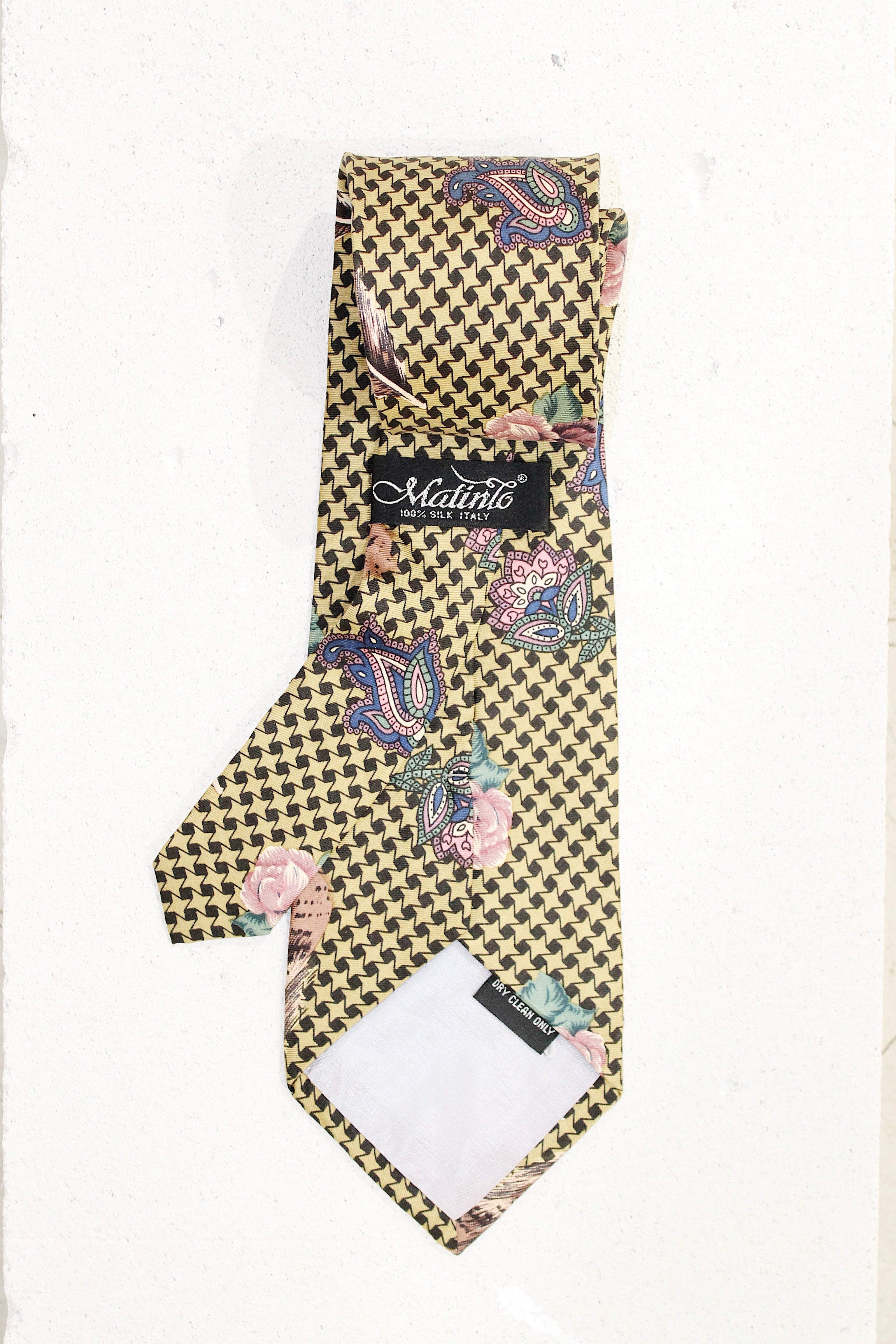 GEOMETRIC SILK TIE