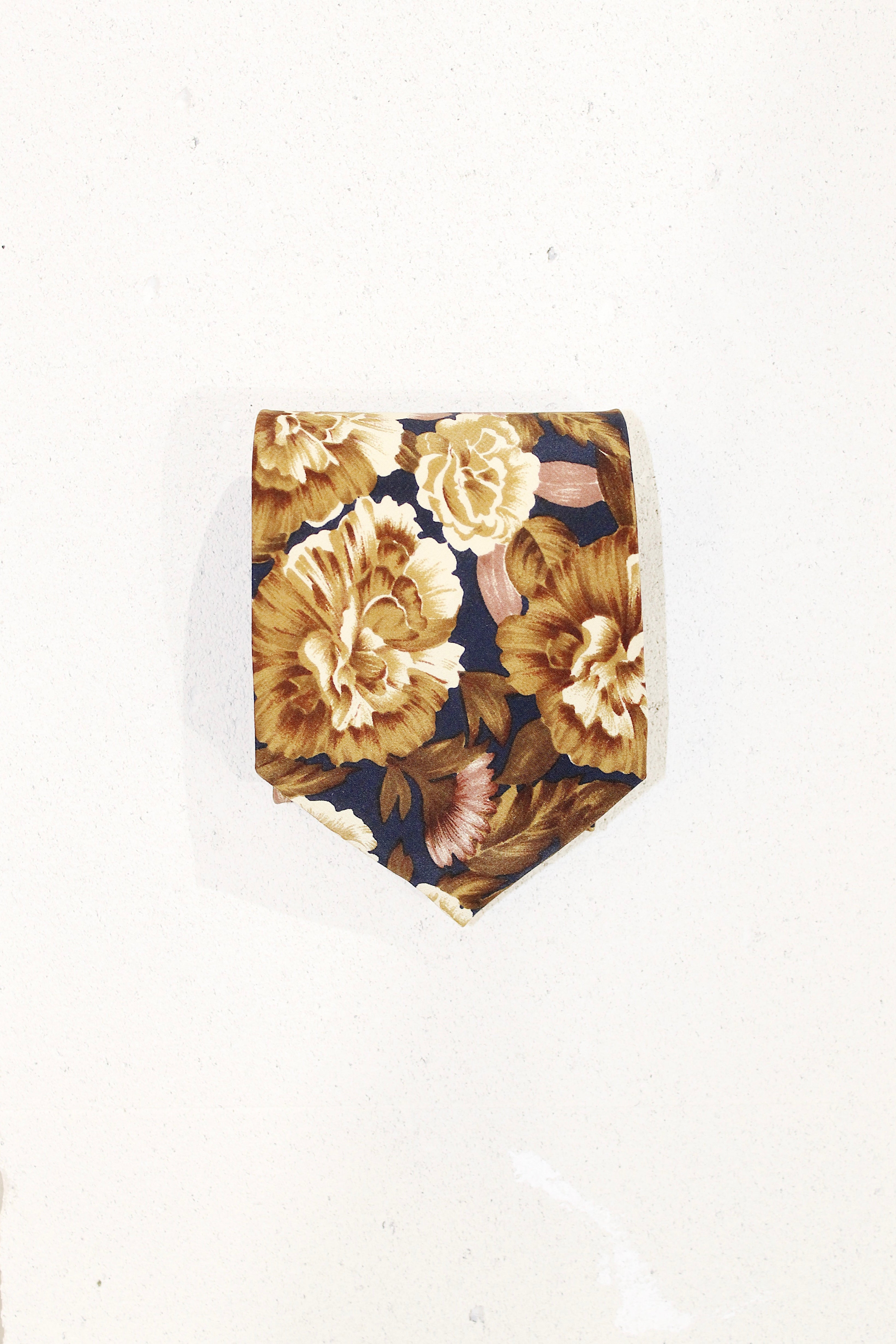 FLORAL SILK TIE