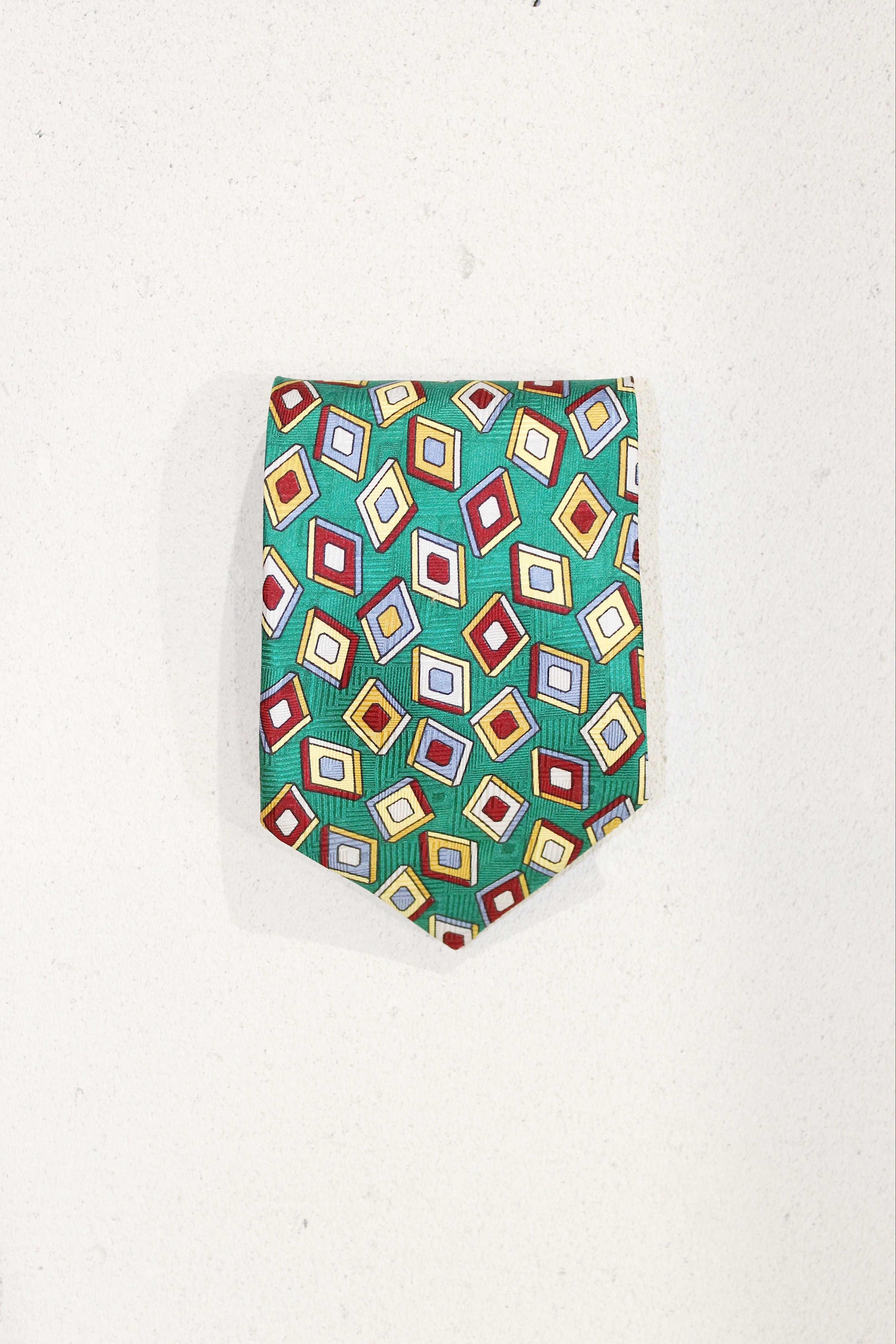 GEOMETRIC SILK TIE