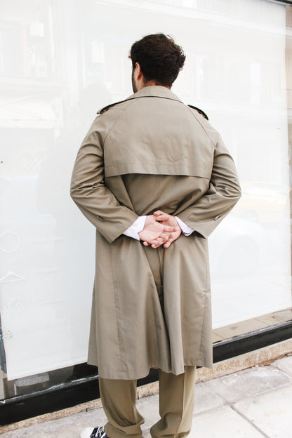 DOUBLE BREASTED TRENCH COAT