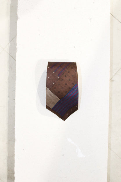 GEOMETRIC SILK TIE